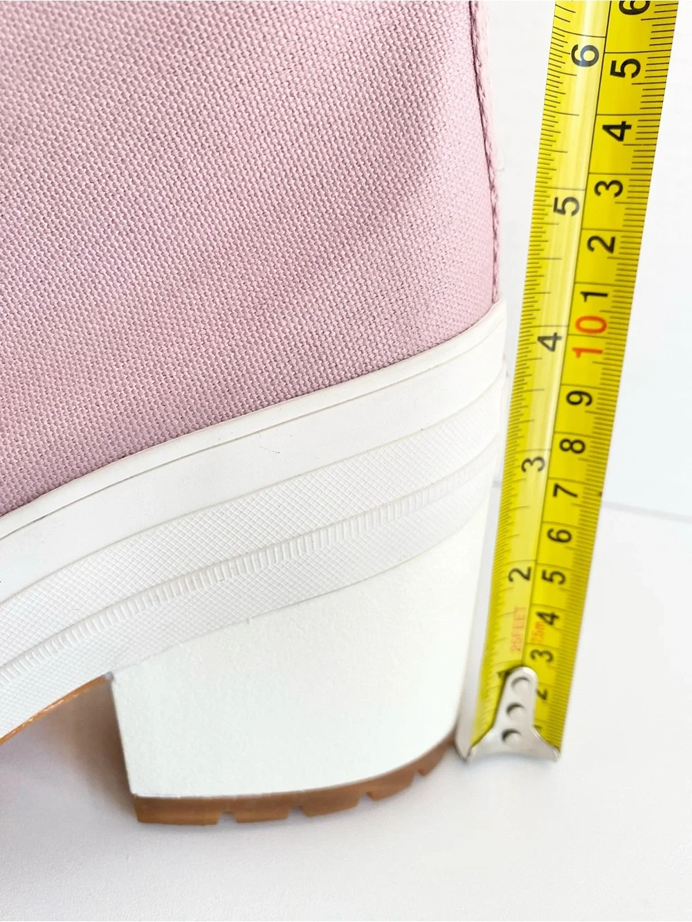 Converse Chuck 70 De Luxe Heel Pride High Top